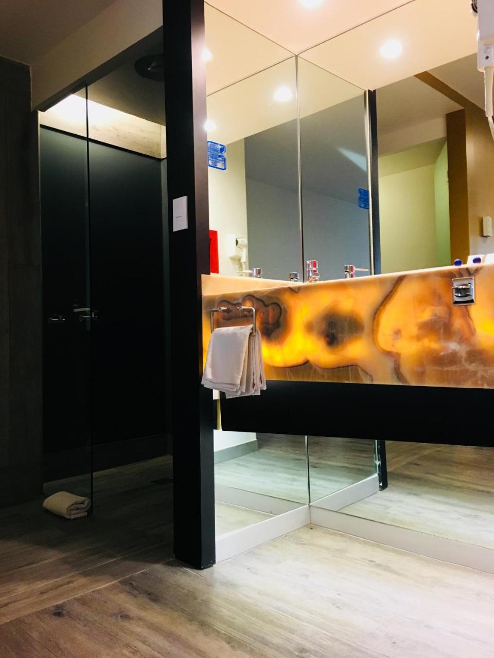 Hotel Harare